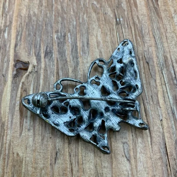 Butterfly Pink Rhinestone Gun Metal Filigree Brooch Pin - Picture 3 of 6